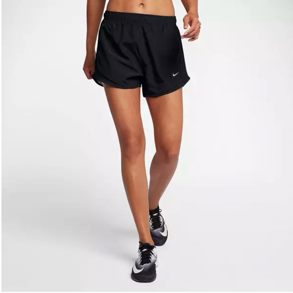 Women’s Nike Tempo Running Shorts (size M)